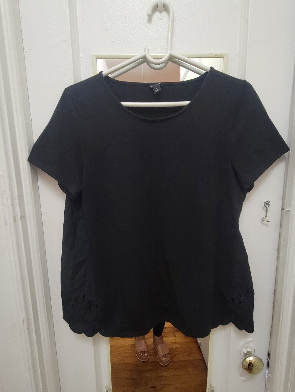 Ann Taylor Black Mix‎ Media Short Sleeve Scoop Neck Tee EUC M
